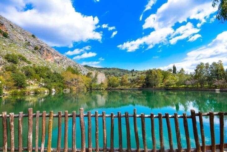 Vue sur le lac Zaros