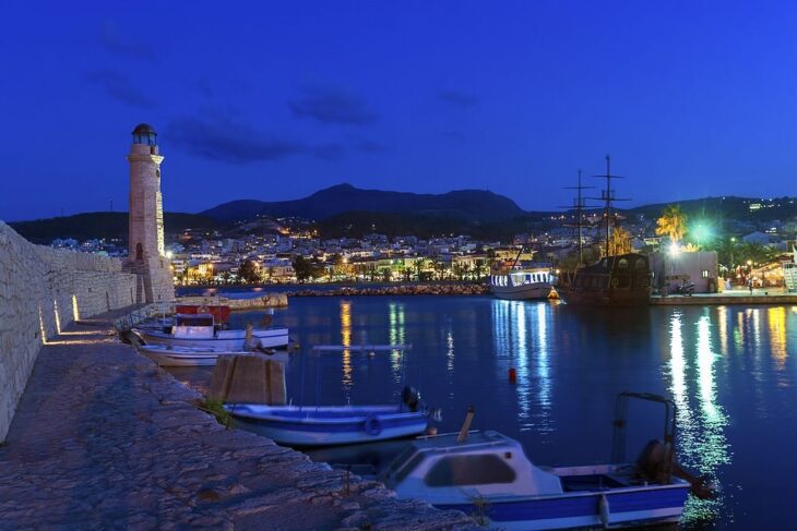 Lighthouse in Rethymno at night