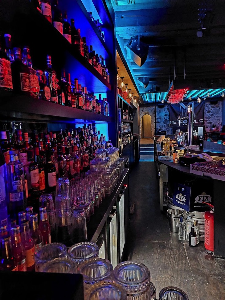 Metropolis Society Bar