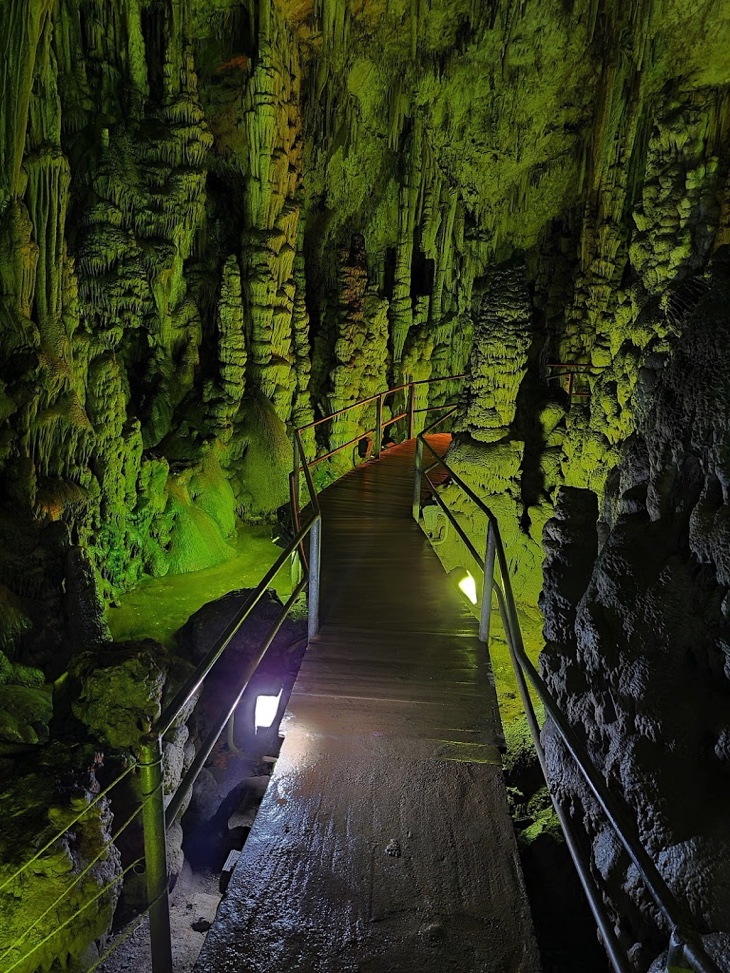 Path inside Dikteon Cave