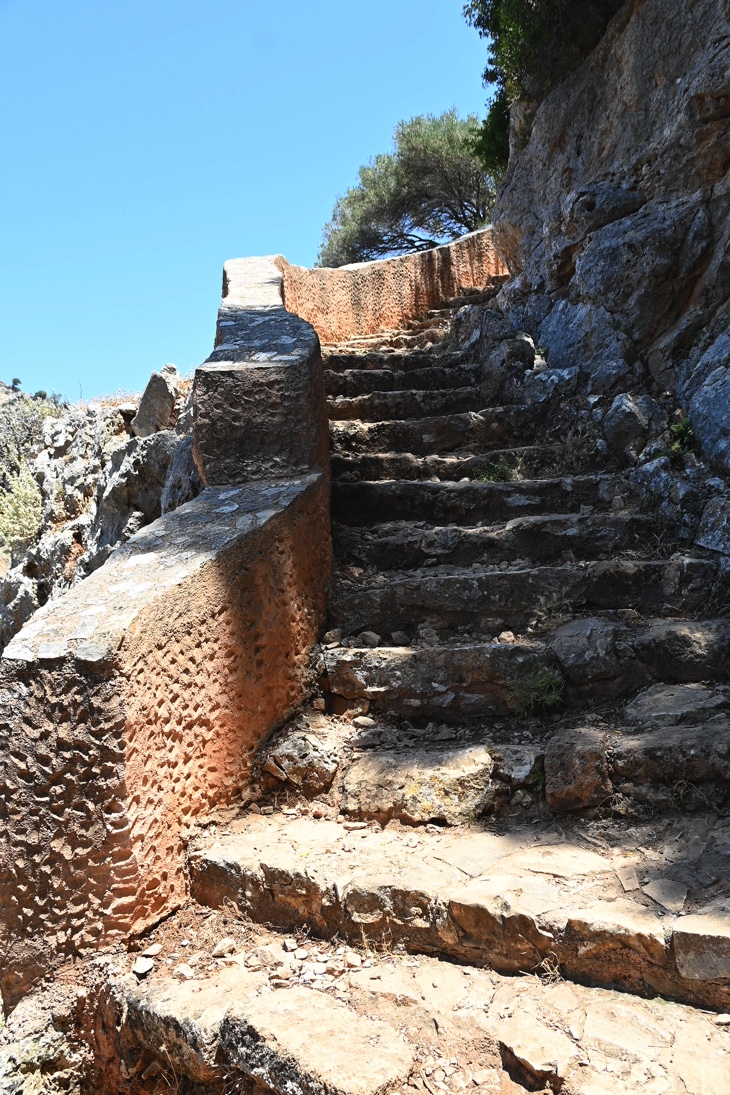 The way to Katholiko Monastery